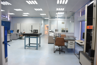 Mechanical Lab Photo